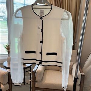 Elegant White & Black Women's Sheet Sweater